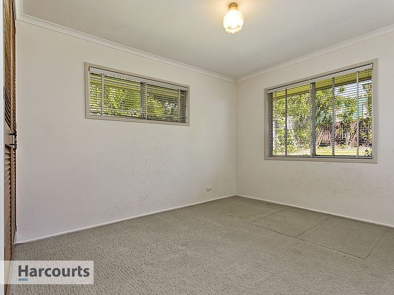 10 Bunowen Street, Ferny Grove QLD 4055