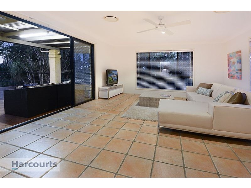 32 Mindi Court, Cashmere QLD 4500