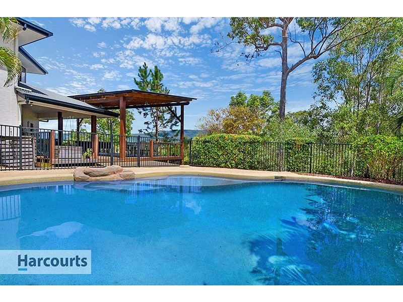 13 Equestrian Court, Highvale QLD 4520