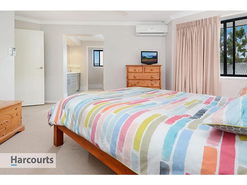 13 Equestrian Court, Highvale QLD 4520