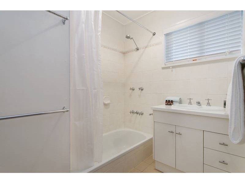 482 Earnshaw Road, Nudgee QLD 4014