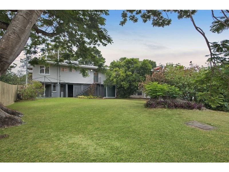 482 Earnshaw Road, Nudgee QLD 4014