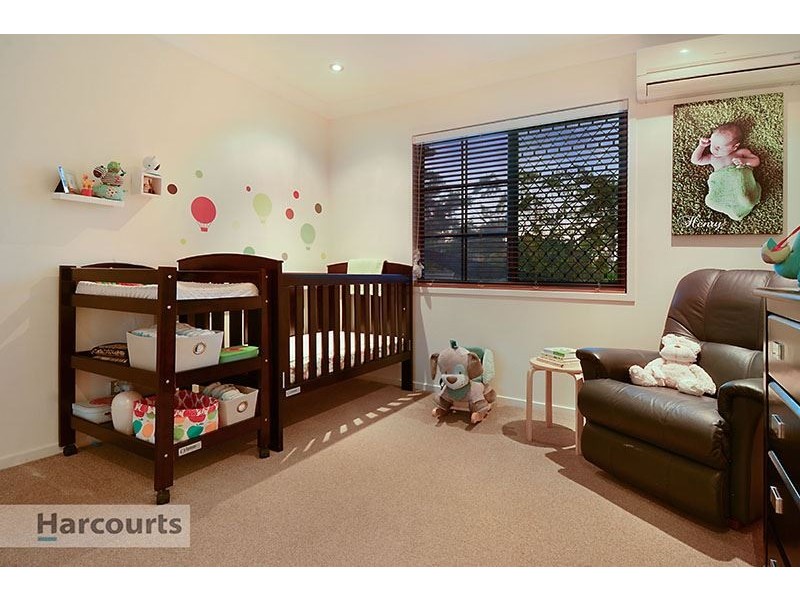 5 Caneby Street, Everton Hills QLD 4053