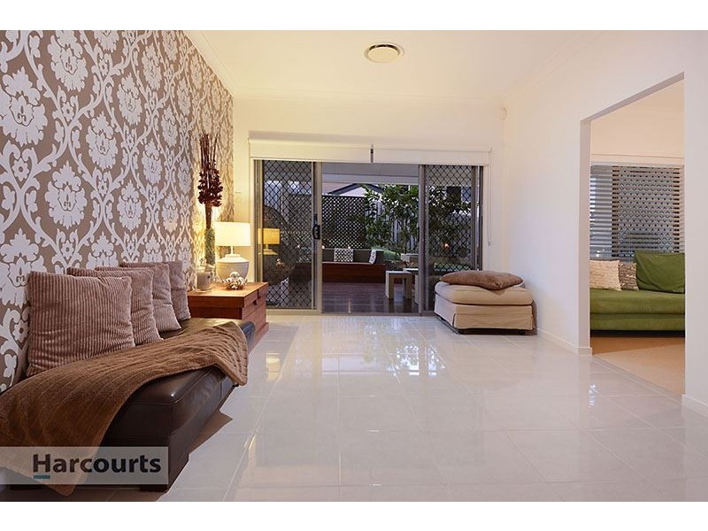 23 Atrium Way, Everton Hills QLD 4053