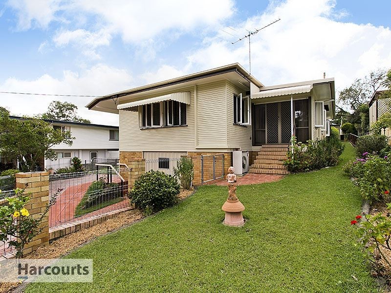 19 Teralba Street, Everton Park QLD 4053