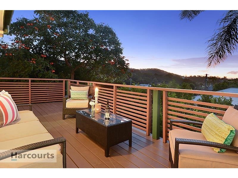 26 June Street, Mitchelton QLD 4053