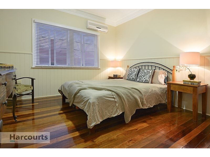 26 June Street, Mitchelton QLD 4053