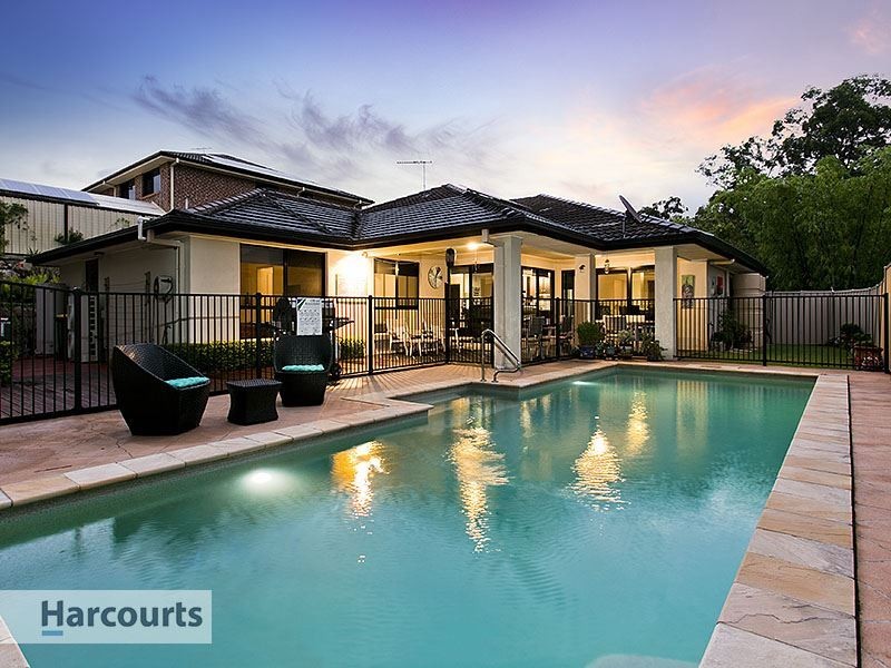 33 Ferndale Place, Upper Kedron QLD 4055