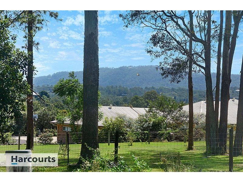 10 Narrien Court, Samford Village QLD 4520