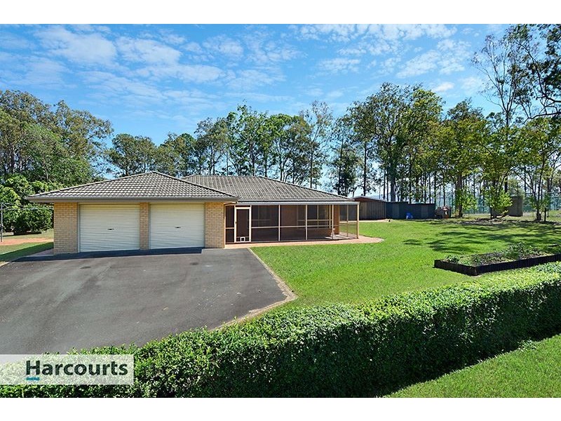10 Narrien Court, Samford Village QLD 4520