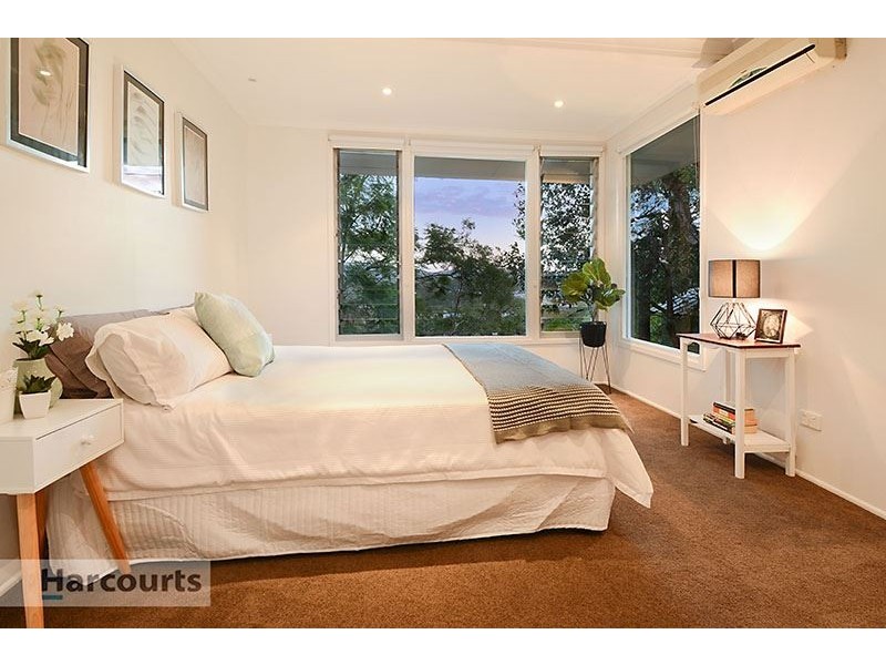 1058 South Pine Road, Everton Hills QLD 4053