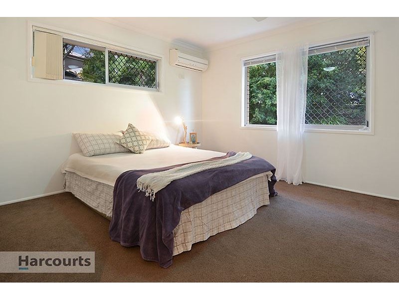 1058 South Pine Road, Everton Hills QLD 4053