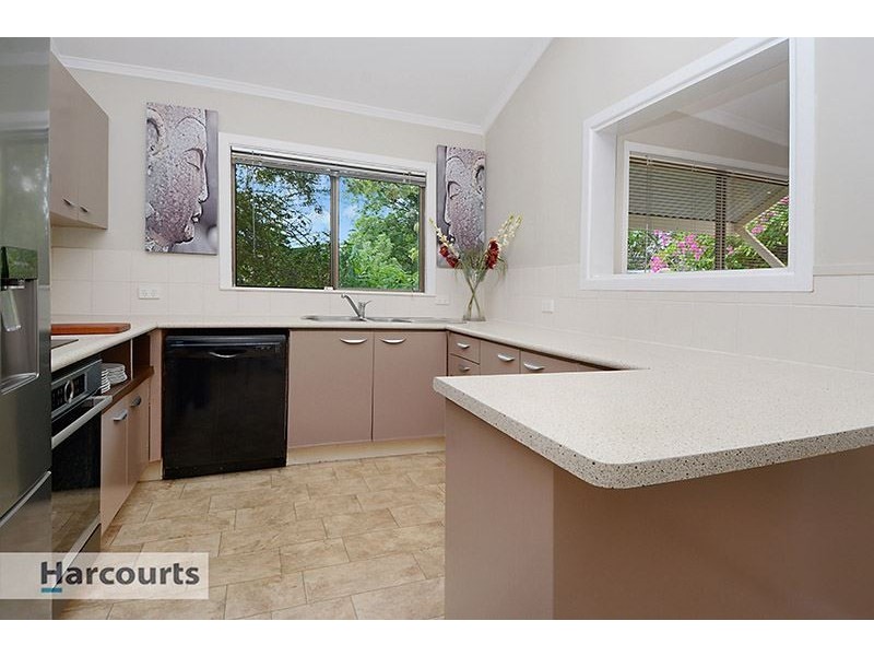 18 Lily Street, Mitchelton QLD 4053