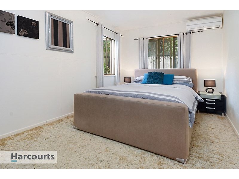 18 Lily Street, Mitchelton QLD 4053