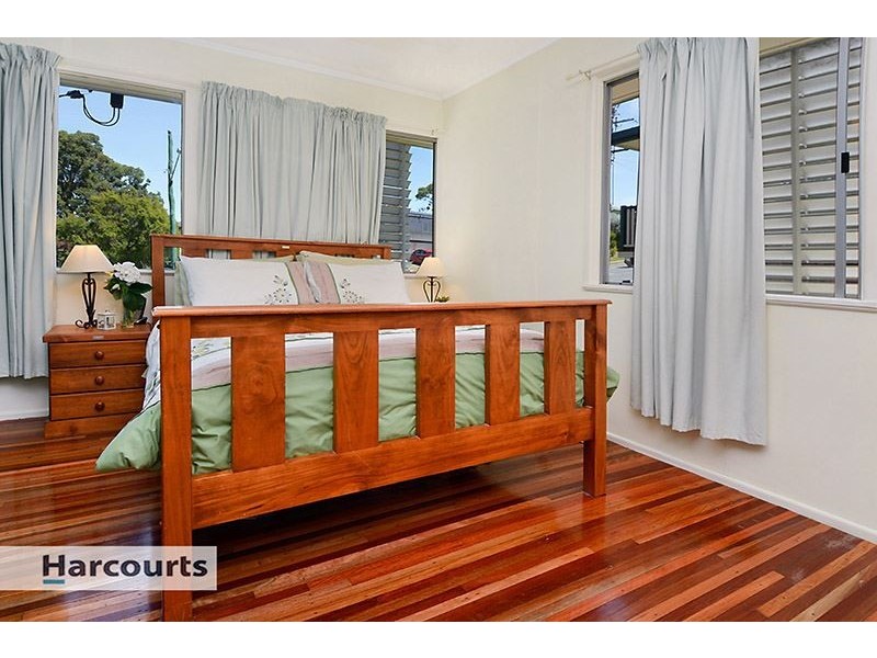 74 Camelia Avenue, Everton Hills QLD 4053