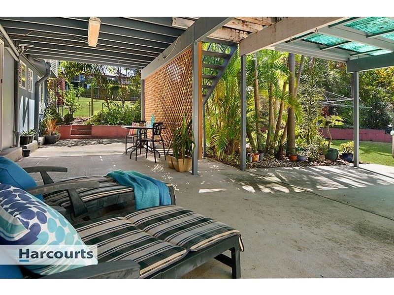 74 Camelia Avenue, Everton Hills QLD 4053