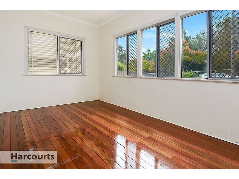 30 Pearse Street, Keperra QLD 4054