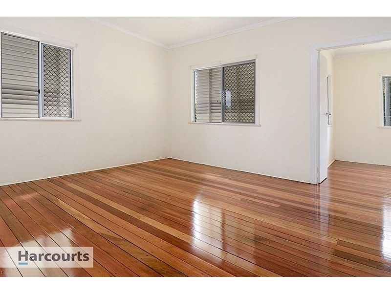 30 Pearse Street, Keperra QLD 4054