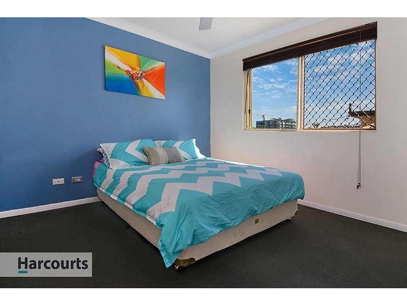 2/411 Rode Road, Chermside QLD 4032