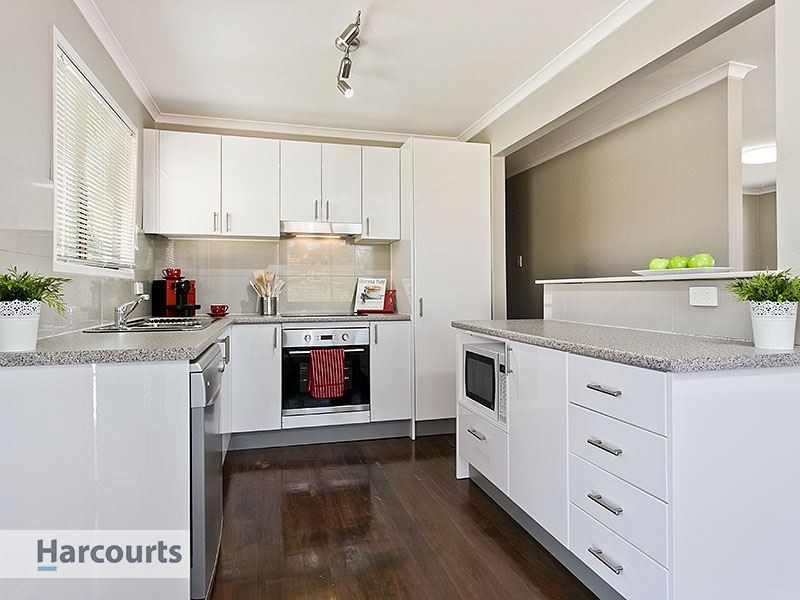 42 Ferny Way, Ferny Hills QLD 4055