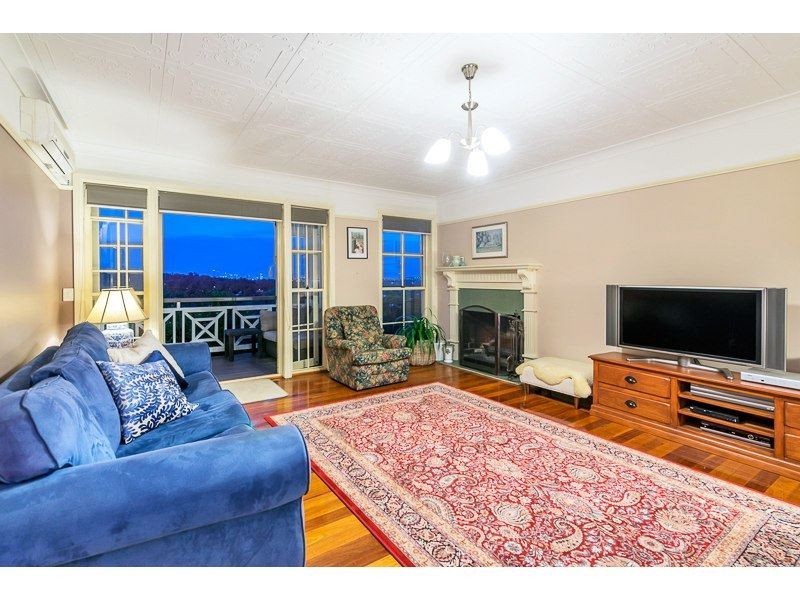 29 Bielby Road, Kenmore Hills QLD 4069