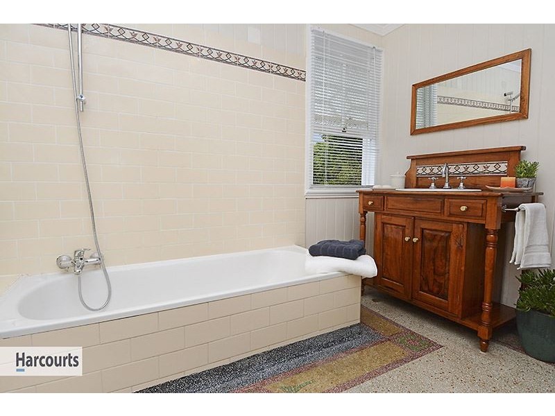 20 Glory Street, Ashgrove QLD 4060