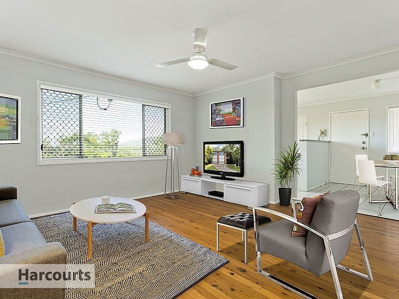 11 Bates Drive, Everton Hills QLD 4053