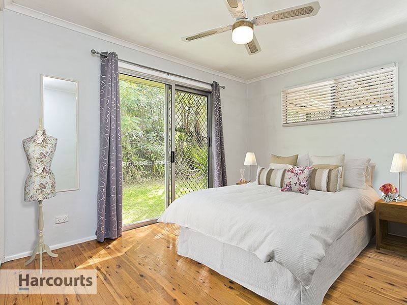 11 Bates Drive, Everton Hills QLD 4053