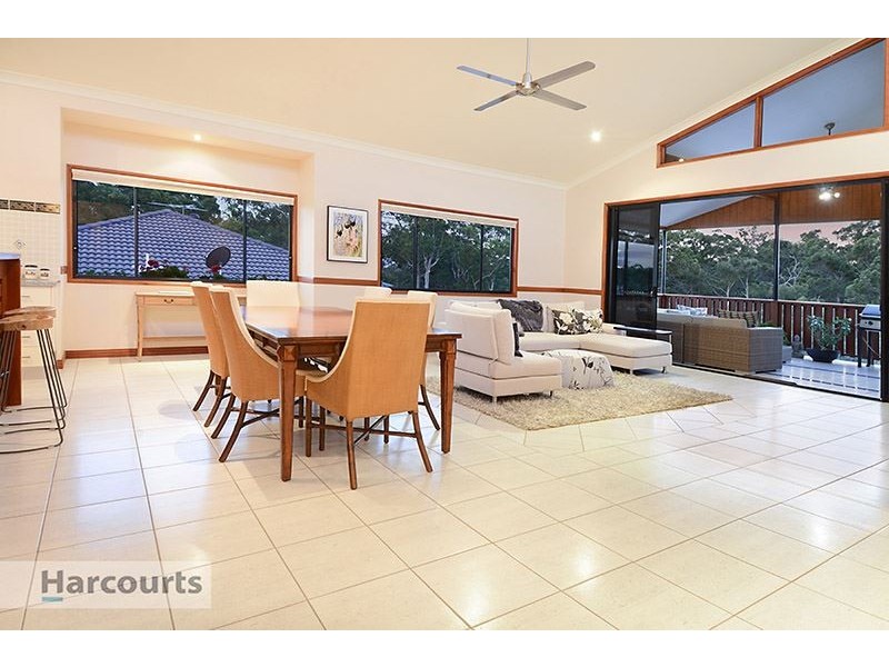 36 Bowers Road South, Everton Hills QLD 4053