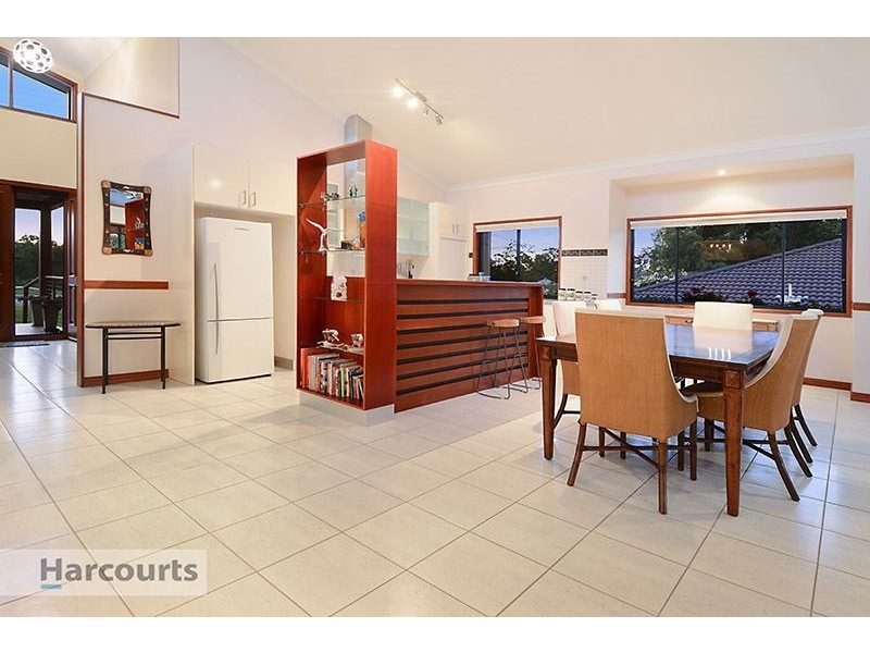 36 Bowers Road South, Everton Hills QLD 4053