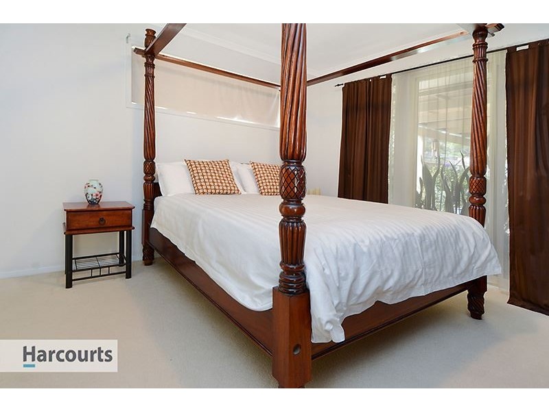 25 Atoll Crescent, Eatons Hill QLD 4037