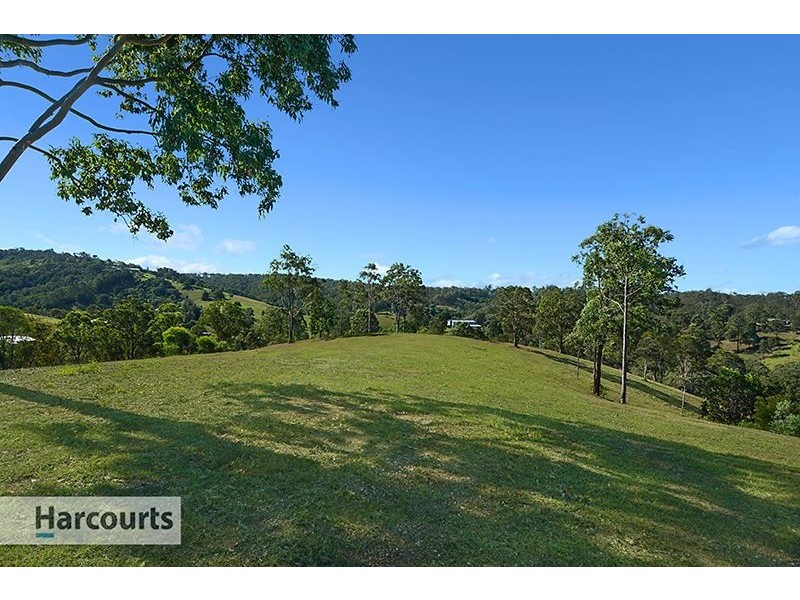 12 Kelso Court, Clear Mountain QLD 4500