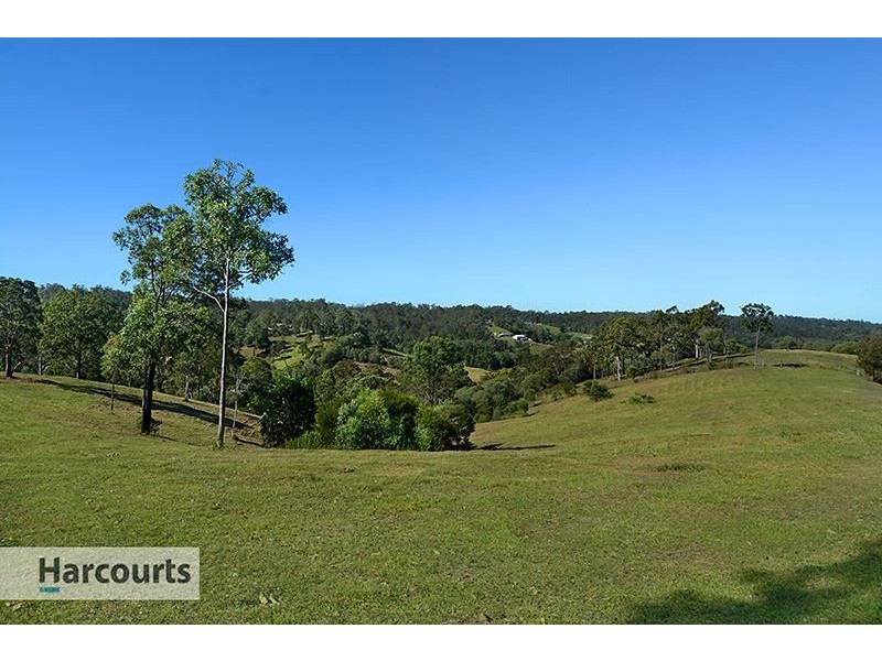 12 Kelso Court, Clear Mountain QLD 4500