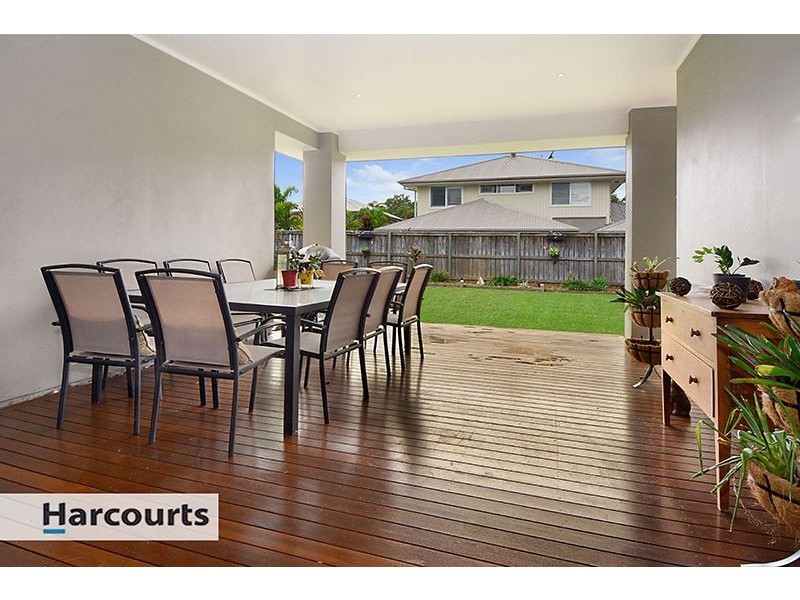 32 Rivergum Drive, Eatons Hill QLD 4037