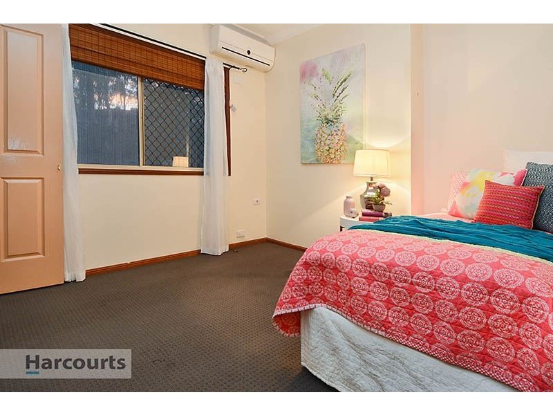 28 Oakmont Crescent, Albany Creek QLD 4035