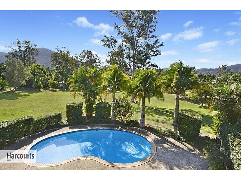 3 Stavewood Court, Highvale QLD 4520