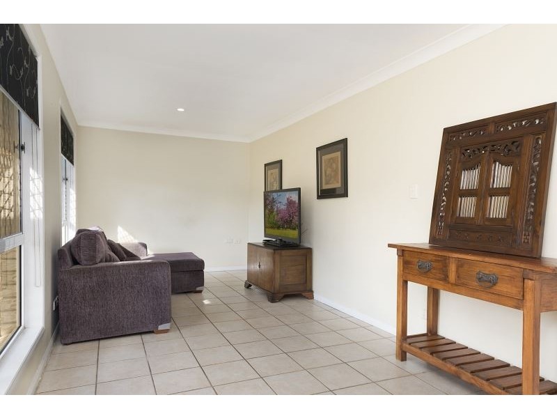 9 Justin Street, Kallangur QLD 4503