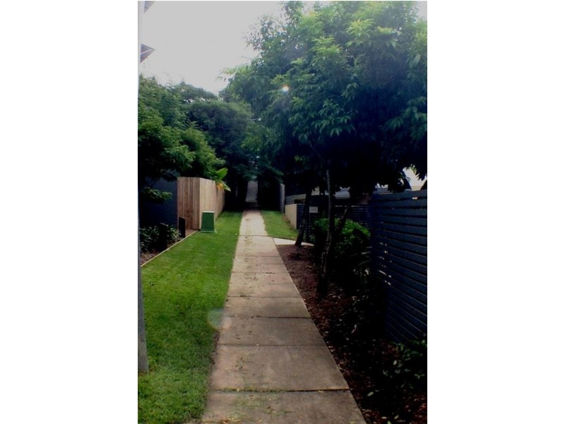 2/40 Nathan Avenue, Ashgrove QLD 4060