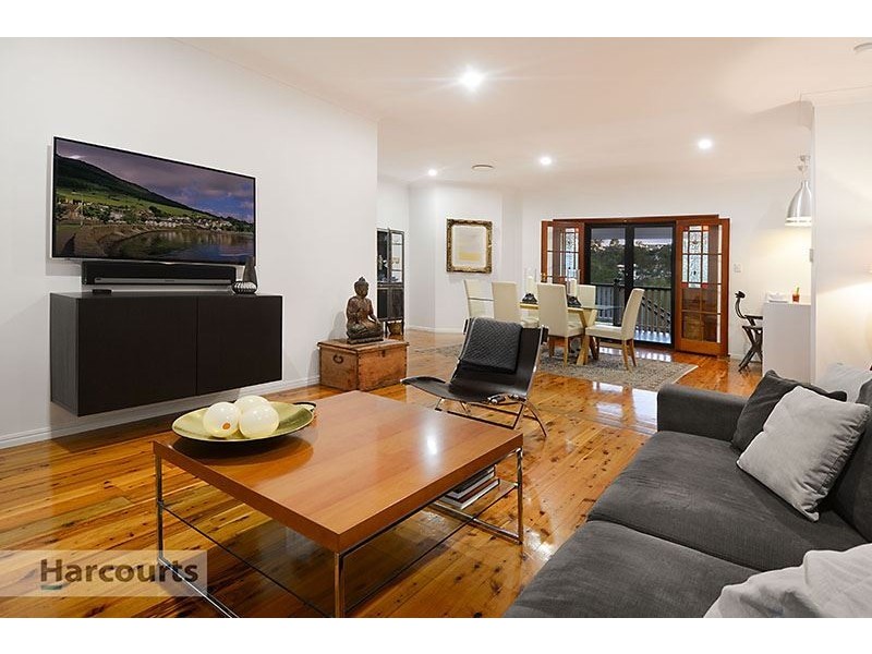 23 Woodtop Court, Ferny Hills QLD 4055