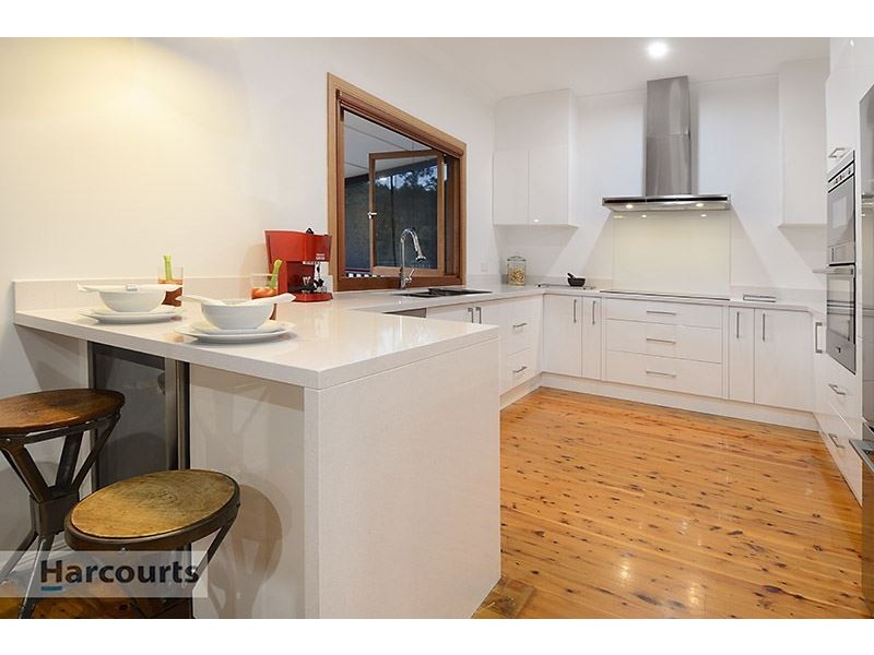 23 Woodtop Court, Ferny Hills QLD 4055