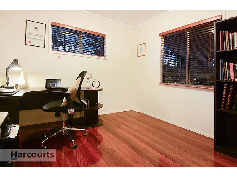 8 Lemm Street, Everton Hills QLD 4053