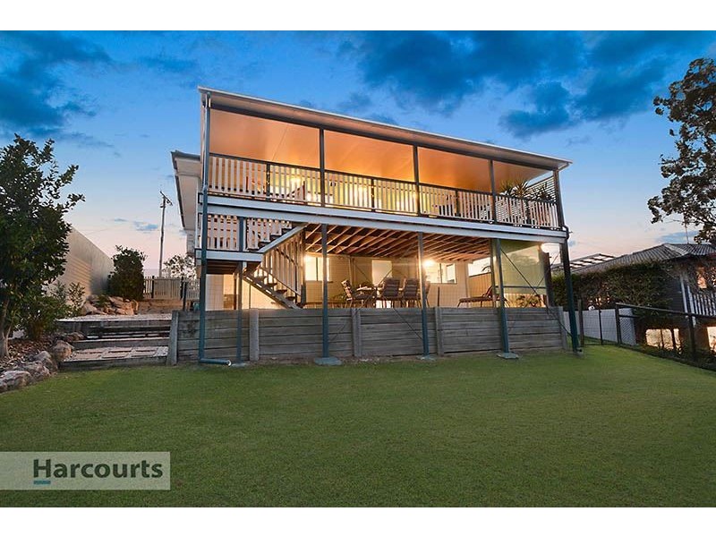 8 Lemm Street, Everton Hills QLD 4053