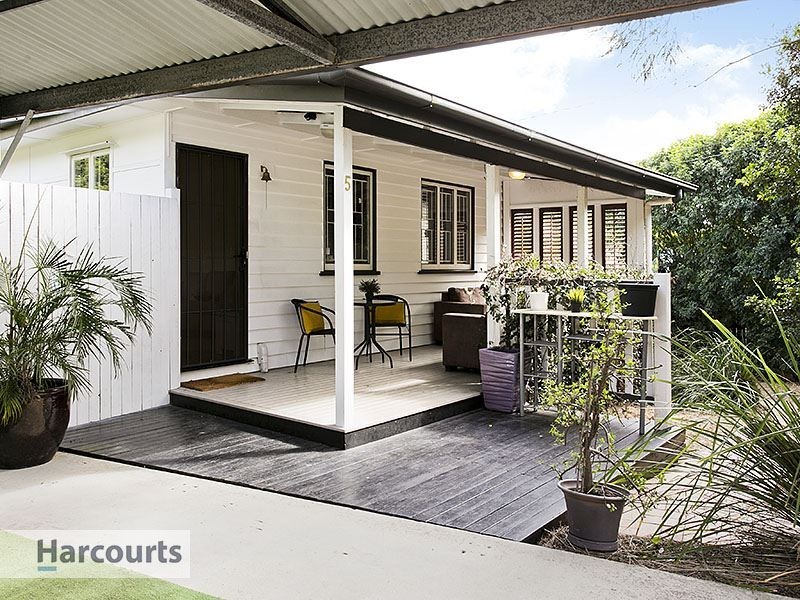 5 Corrigan Street, Keperra QLD 4054