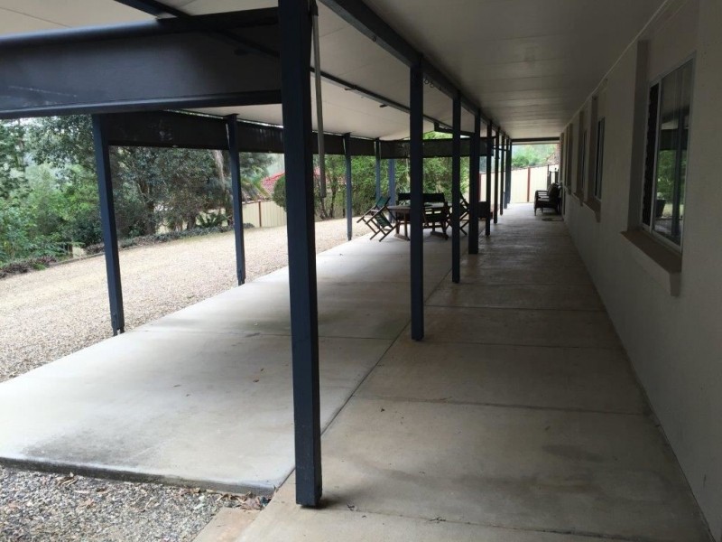 17 Barker Street, Cashmere QLD 4500