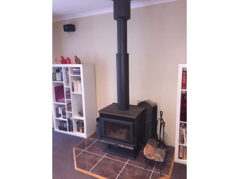 17 Barker Street, Cashmere QLD 4500