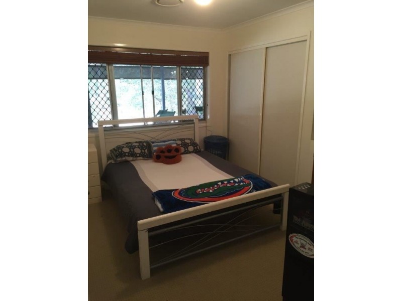 17 Barker Street, Cashmere QLD 4500