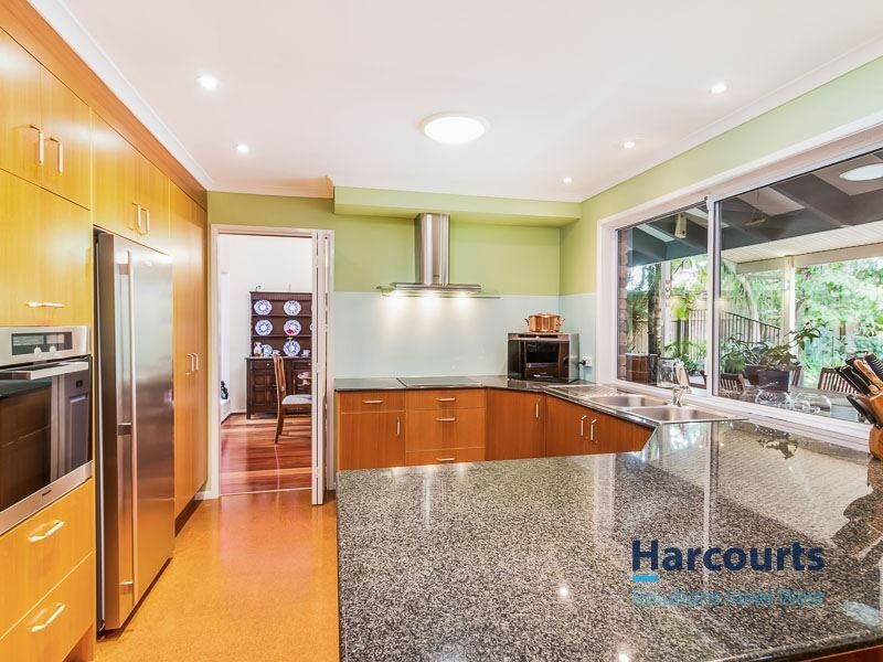 12 Gleneden Court, The Gap QLD 4061