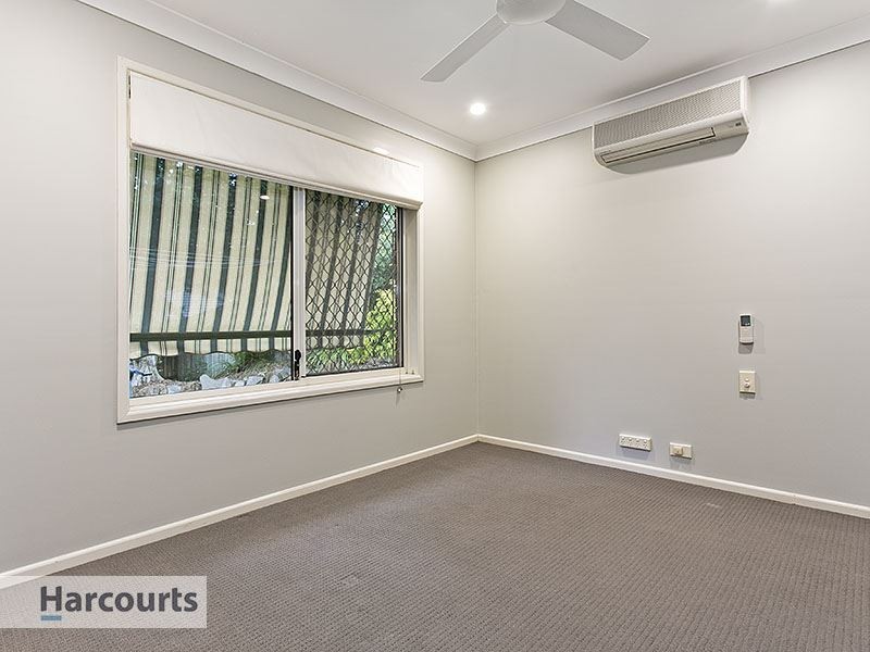 2 Thomas Place, Upper Kedron QLD 4055