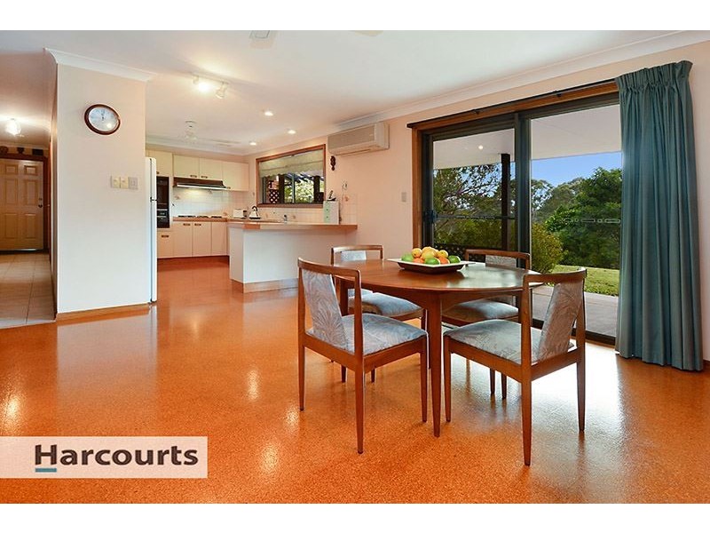 9 Mountain View Court, Samford Valley QLD 4520