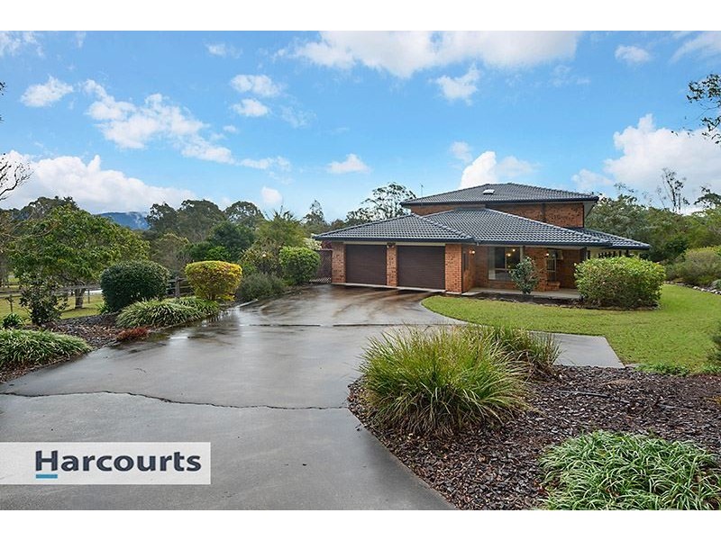 9 Mountain View Court, Samford Valley QLD 4520
